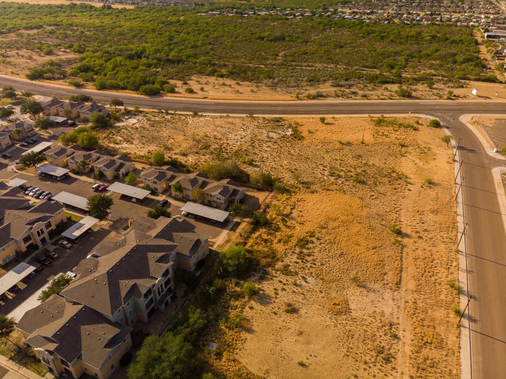 CIELITO LINDO BLVD PRIME DEVELOPMENT: CIELITO LINDO BLVD, Laredo, TX 78046